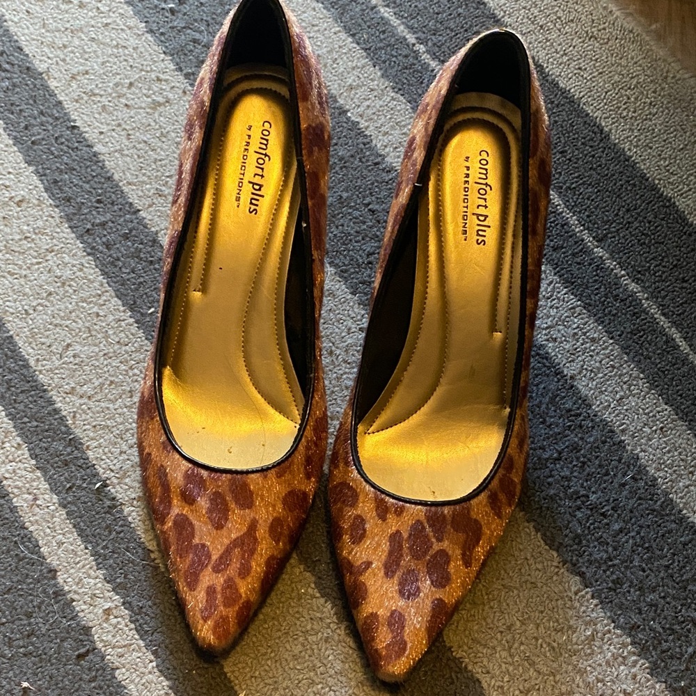 Comfort Plus by Predictions Brown Leopard Heels